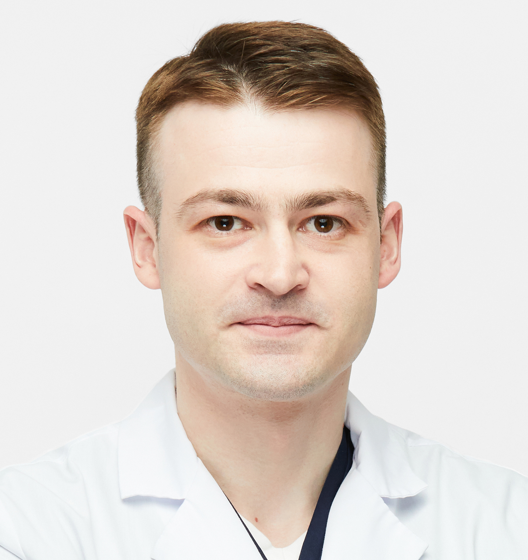 Гаглоев Борис Важаевич врач-офтальмолог клиники Зрение в спб